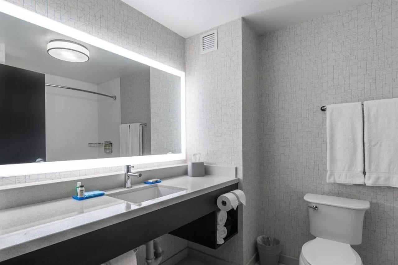 Holiday Inn Express & Suites Kelowna - East By Ihg Exteriér fotografie